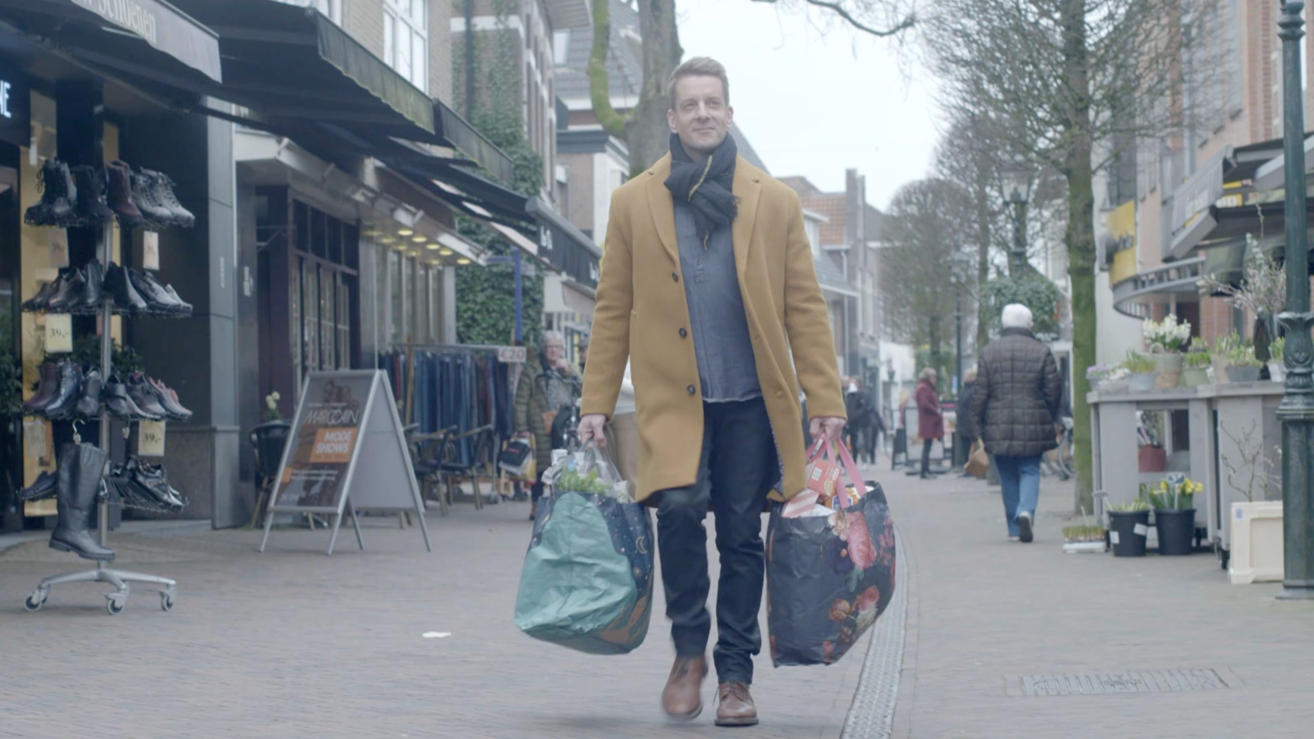 Altijd achter mij - still 2
